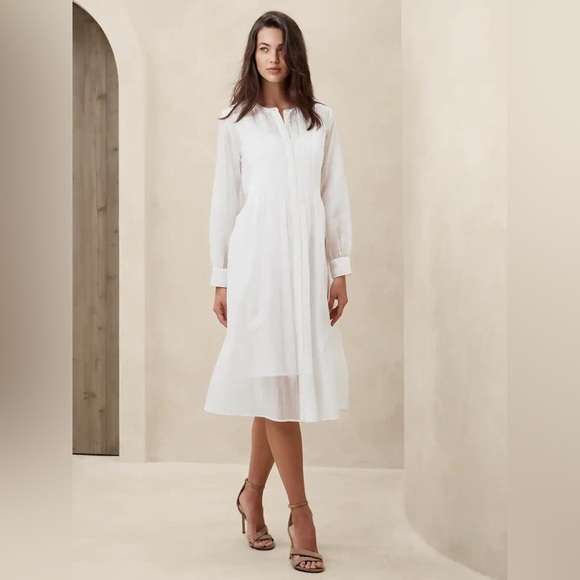 NWT! Banana Republic White Pleated Organza Midi Dress - Size Small🦋 - Picture 1 of 7